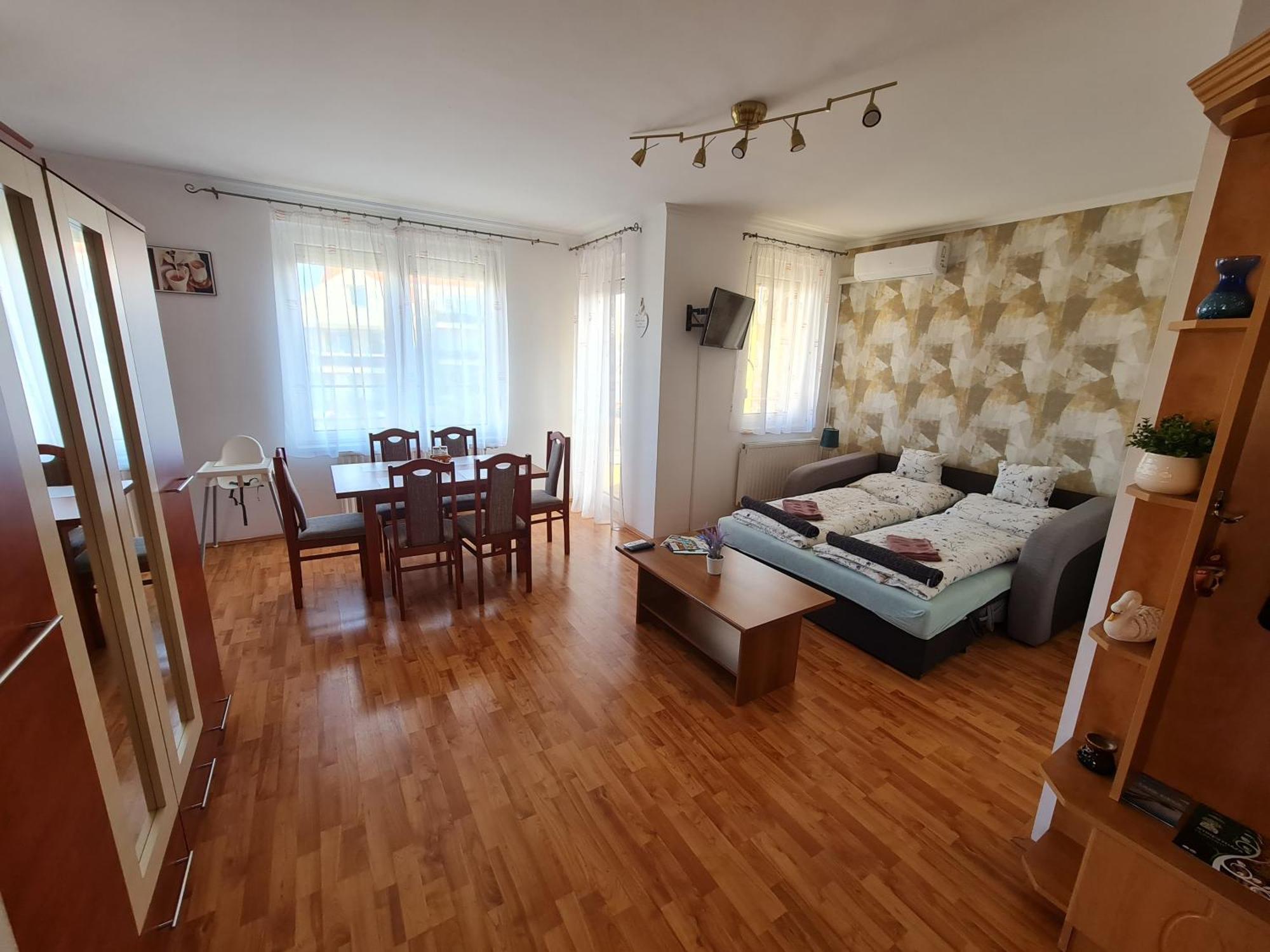 Fischer Apartman 3 ไฮจ์ดุสโซบอสโล ภายนอก รูปภาพ